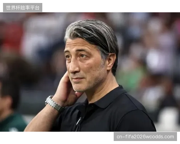 雅金的战术体系强调高位压迫与快速转换，前场球员的执行力成关键。